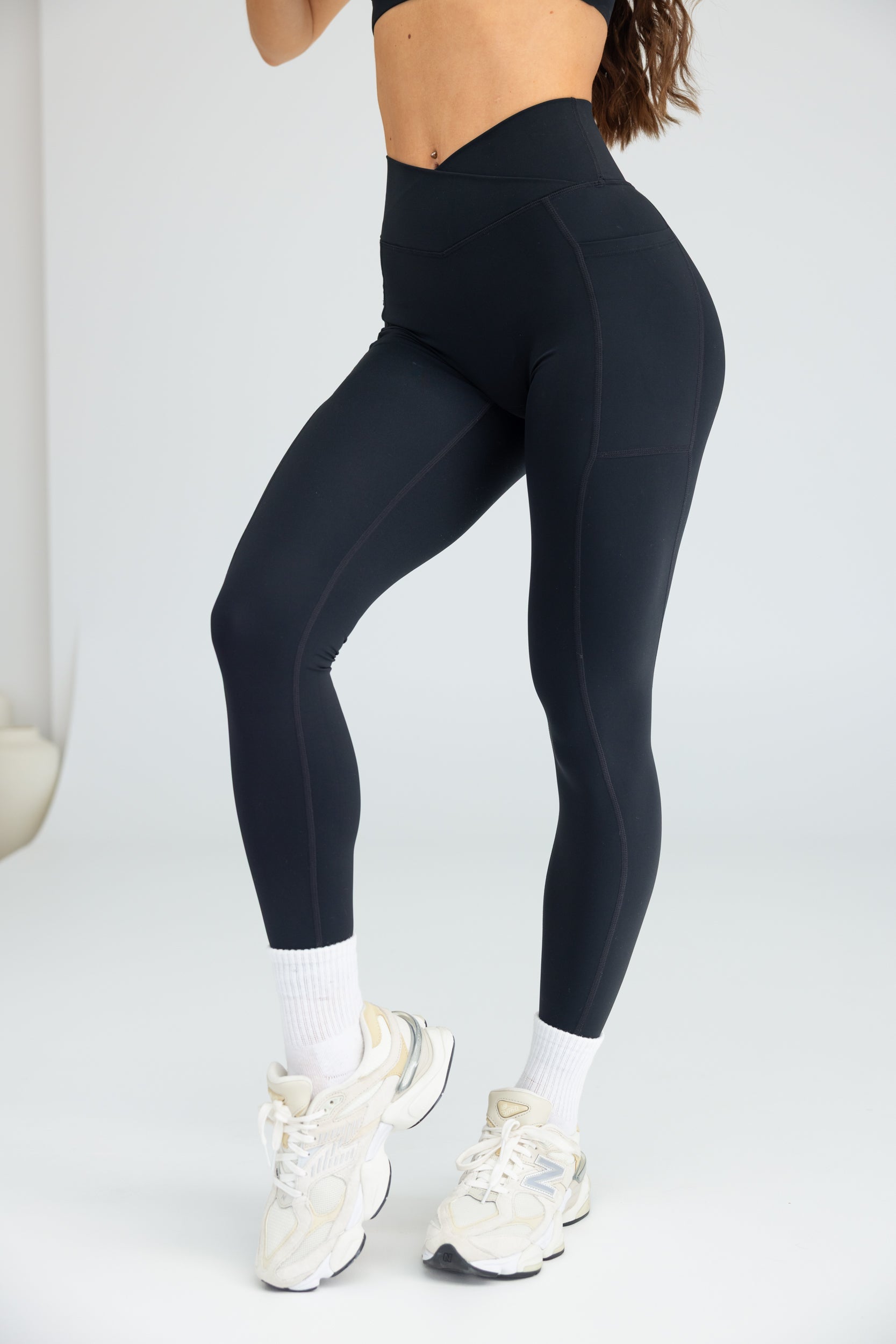 ALL DAY LEGGINGS (with pockets) - BLACK