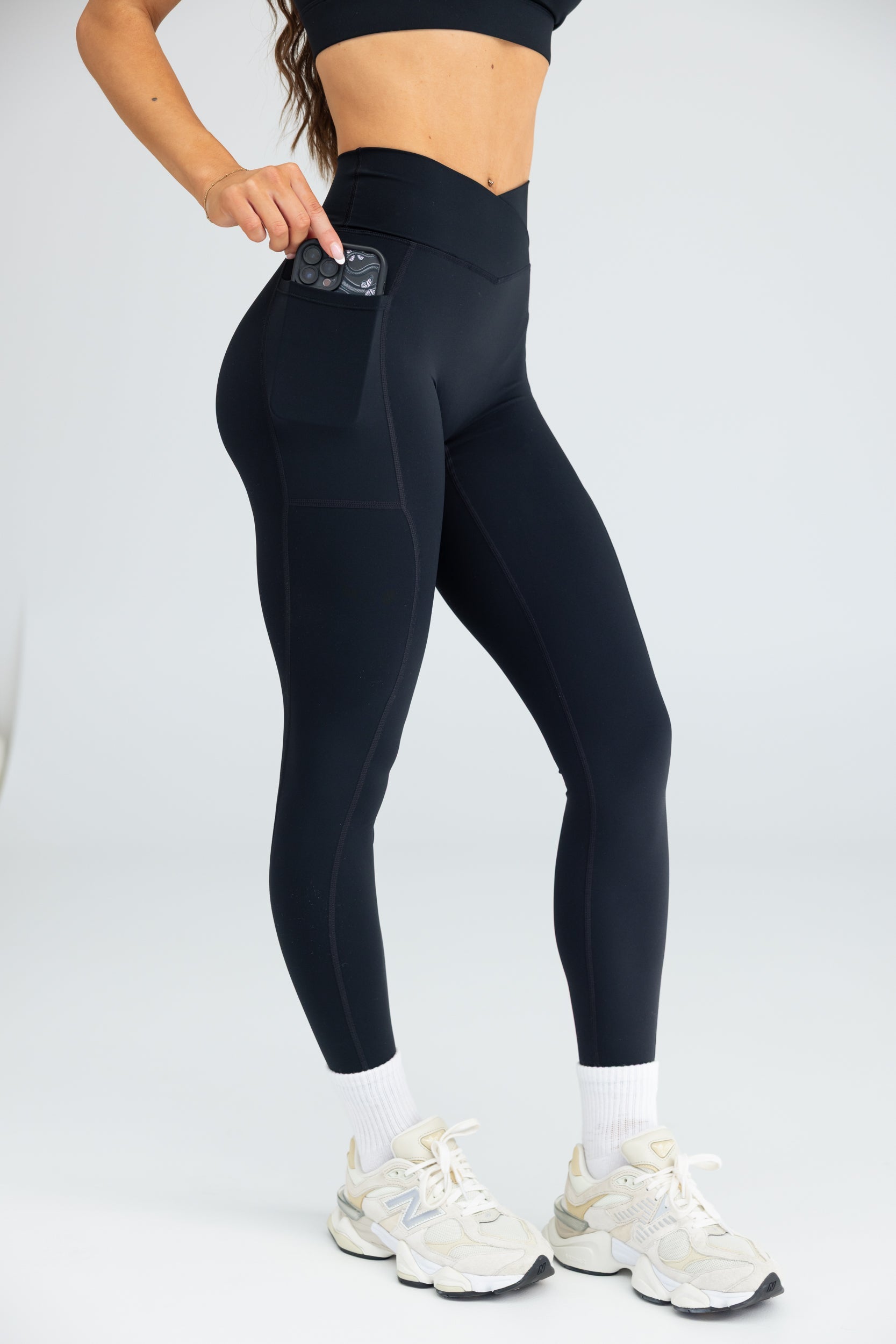 ALL DAY LEGGINGS (with pockets) - BLACK