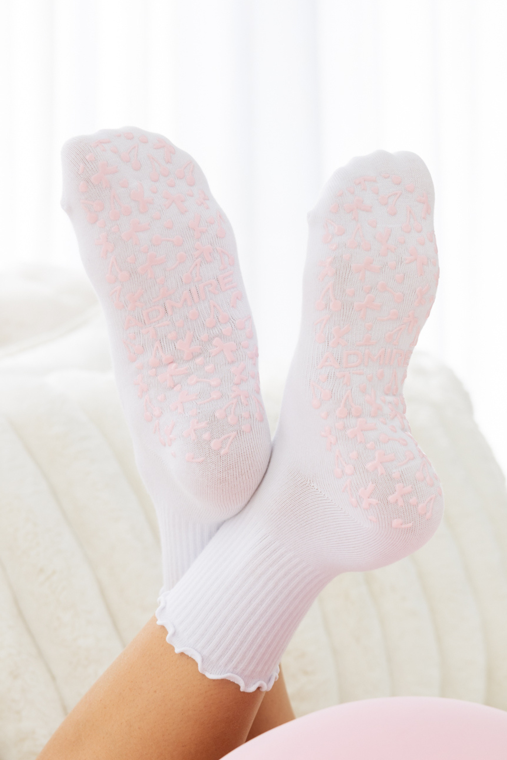 ADMIRE PILATES SOCKS (limited edition)